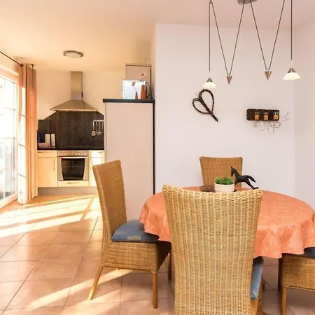 Leni Апартаменты Цингст